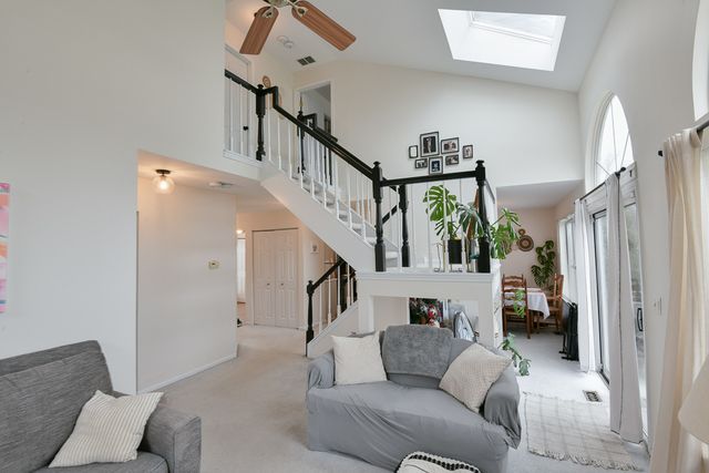 5690 Delaware Avenue, Gurnee, IL 60031