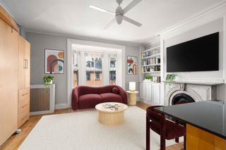 100 Charles St 4, Boston, MA 02114