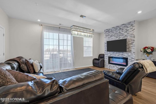 2002 Evans Lane, Middletown, NJ 07748