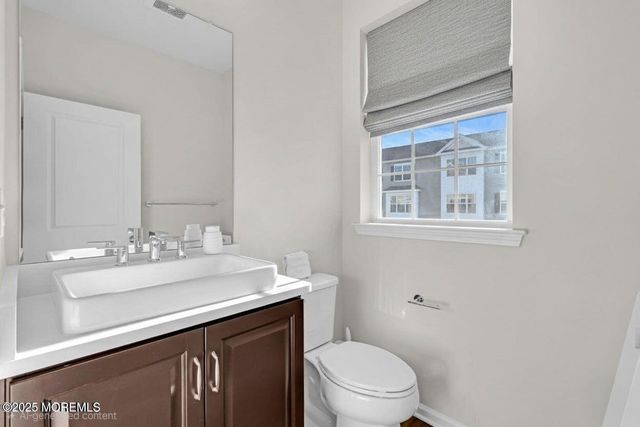 2002 Evans Lane, Middletown, NJ 07748