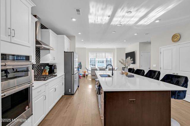 2002 Evans Lane, Middletown, NJ 07748