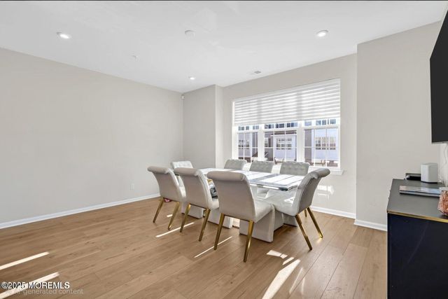 2002 Evans Lane, Middletown, NJ 07748