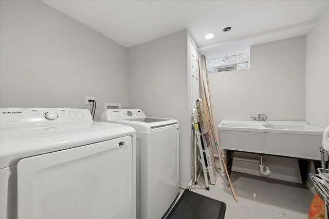 3114 W Jerome Street, Chicago, IL 60645