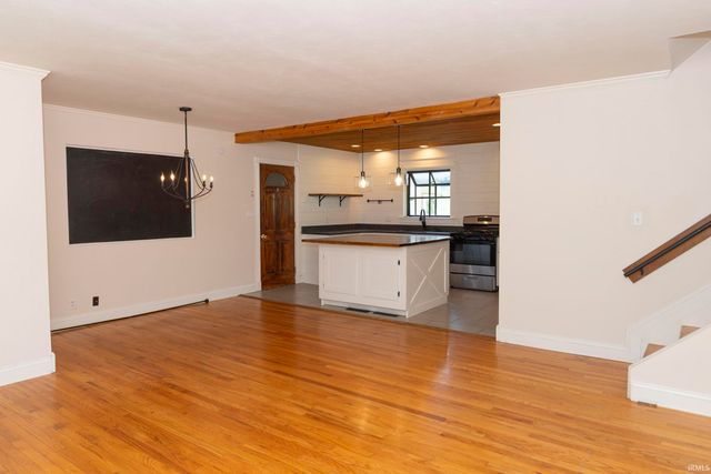 18140 Brightlingsea Place, South Bend, IN 46637