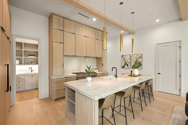 211 Westhaven DR, West Lake Hills, TX 78746