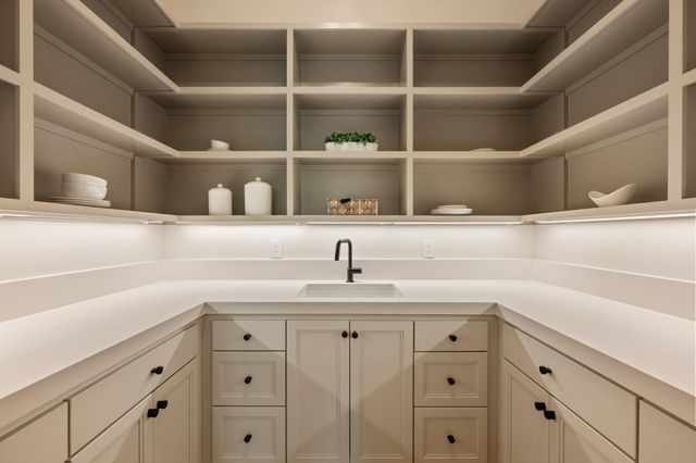 211 Westhaven DR, West Lake Hills, TX 78746