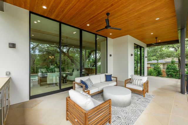 211 Westhaven DR, West Lake Hills, TX 78746