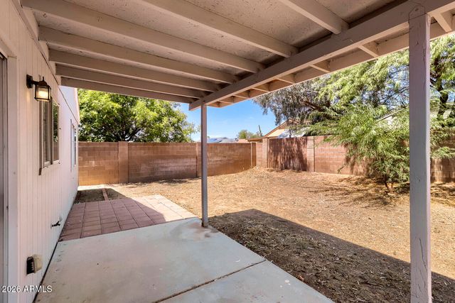 2834 W CAMPO BELLO Drive, Phoenix, AZ 85053