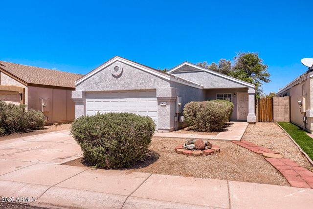 2834 W CAMPO BELLO Drive, Phoenix, AZ 85053