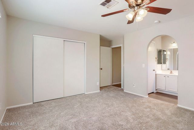 2834 W CAMPO BELLO Drive, Phoenix, AZ 85053