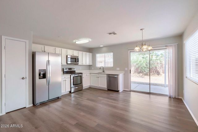2834 W CAMPO BELLO Drive, Phoenix, AZ 85053