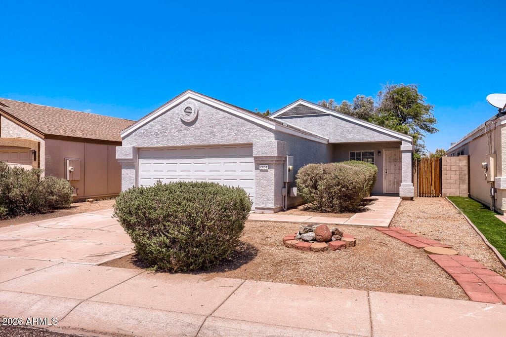 2834 W CAMPO BELLO Drive, Phoenix, AZ 85053 — photo 3
