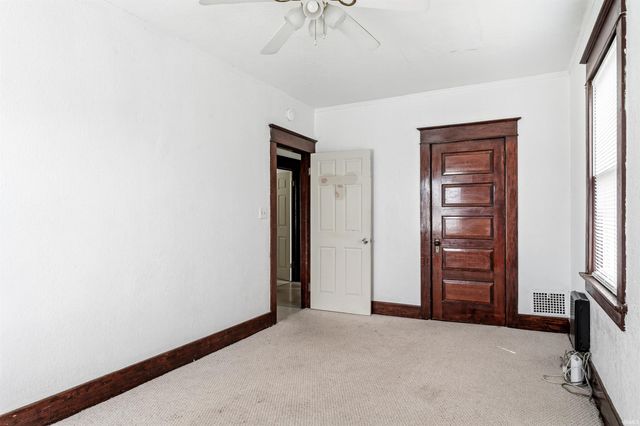 3319 S Clinton Street, Fort Wayne, IN 46806