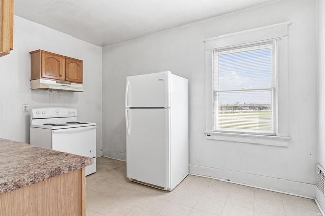 3319 S Clinton Street, Fort Wayne, IN 46806