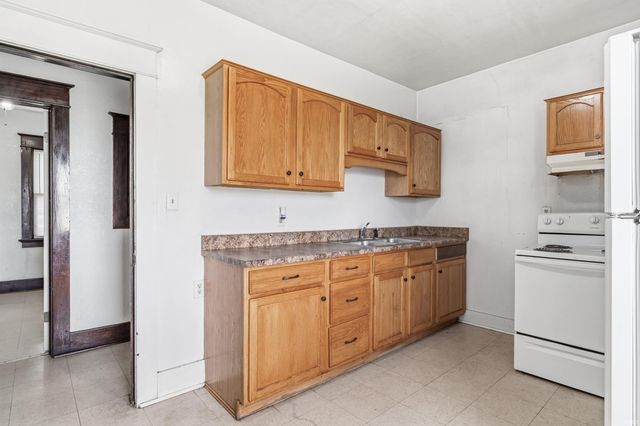 3319 S Clinton Street, Fort Wayne, IN 46806