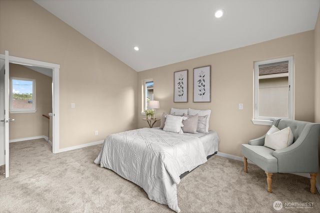 6423 Ellis Avenue S, Seattle, WA 98108