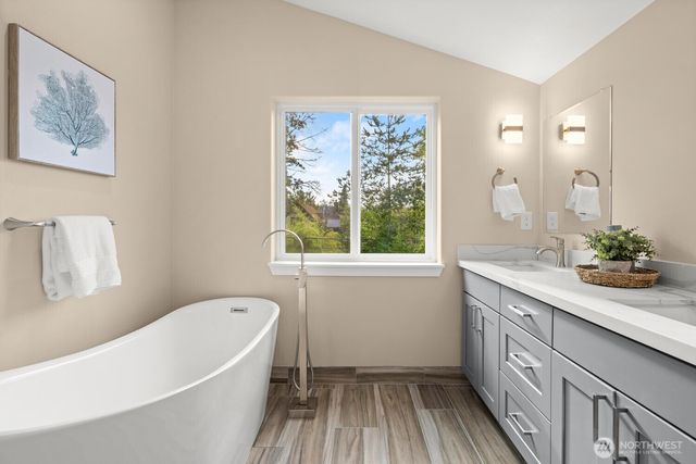 6423 Ellis Avenue S, Seattle, WA 98108