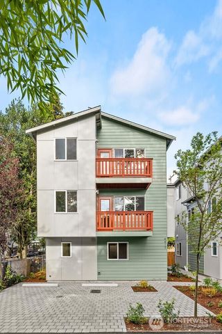 6423 Ellis Avenue S, Seattle, WA 98108