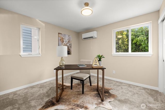 6423 Ellis Avenue S, Seattle, WA 98108