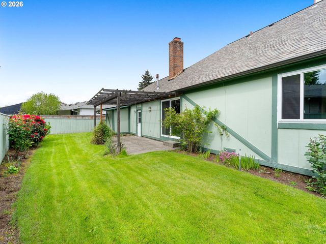 17920 Nw TILLAMOOK Dr, Portland, OR 97229