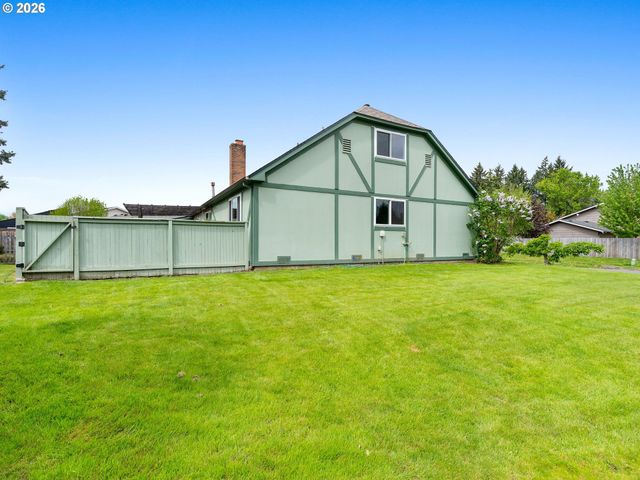 17920 Nw TILLAMOOK Dr, Portland, OR 97229