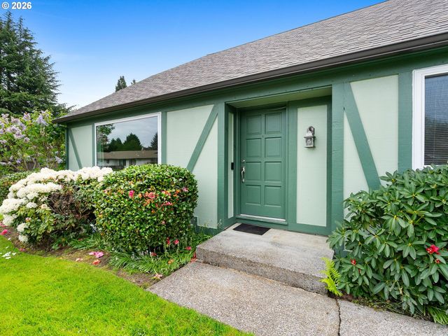 17920 Nw TILLAMOOK Dr, Portland, OR 97229