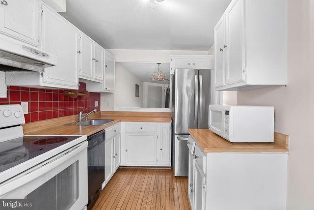 6205 COOL VALLEY CT, Alexandria, VA 22310