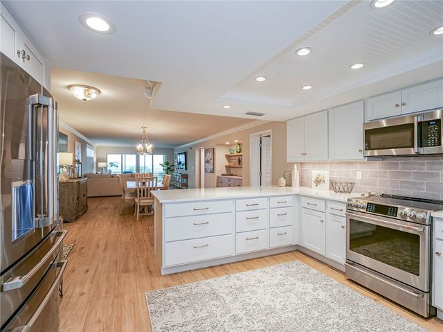 8444 Oceanside Drive D12, Vero Beach, FL 32963