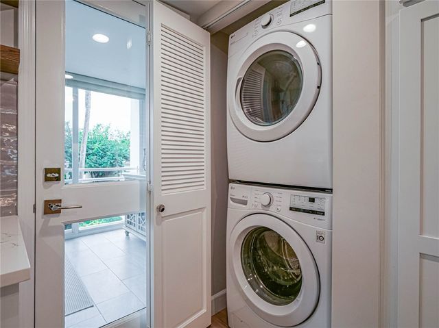 8444 Oceanside Drive D12, Vero Beach, FL 32963