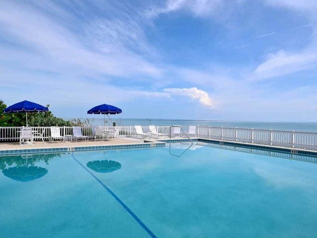 8444 Oceanside Drive D12, Vero Beach, FL 32963