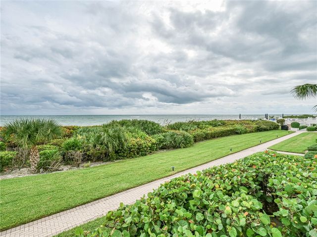 8444 Oceanside Drive D12, Vero Beach, FL 32963