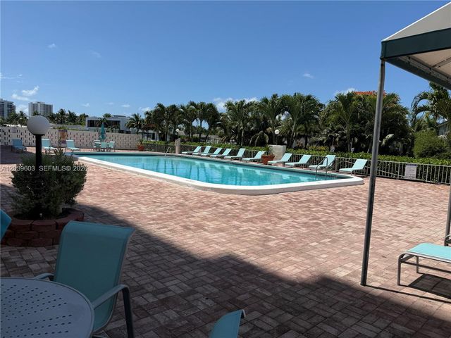 401 Golden Isles Dr 202, Hallandale Beach, FL 33009