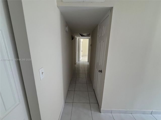 401 Golden Isles Dr 202, Hallandale Beach, FL 33009
