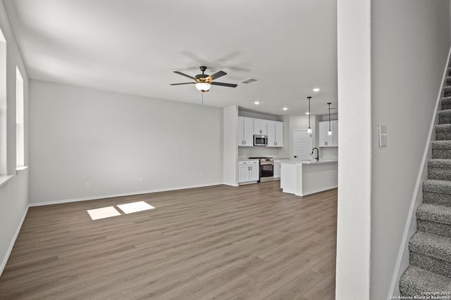 7420 Cremorne, San Antonio, TX 78109