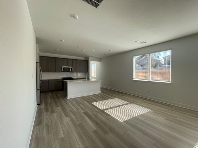 544 Bauer LOOP, Liberty Hill, TX 78642