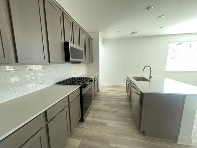 544 Bauer LOOP, Liberty Hill, TX 78642