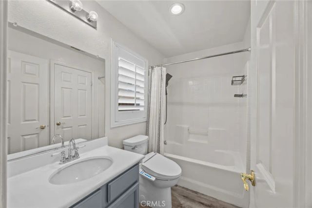 26089 Schafer Drive, Murrieta, CA 92563