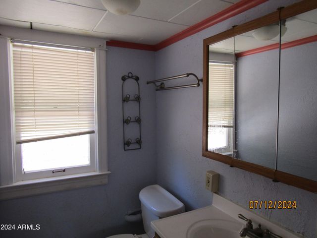 60 WOOD Canyon, Bisbee, AZ 85603