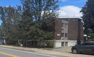 949 Main St C, Woburn, MA 01801