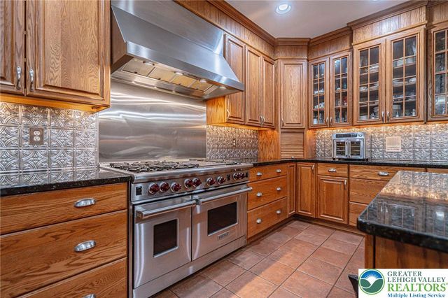 3171 Willow Run Road, Weisenberg Twp, PA 19530