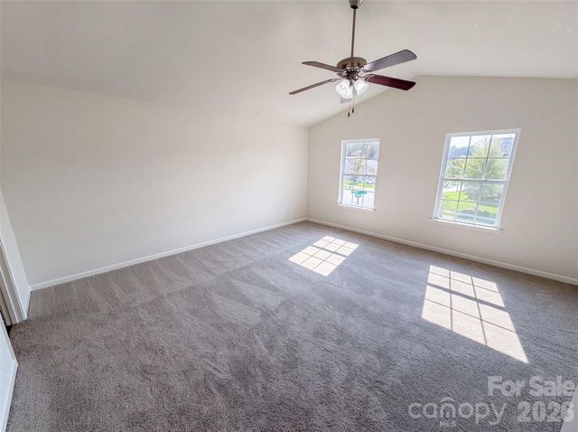 9833 Wardley Drive, Charlotte, NC 28215