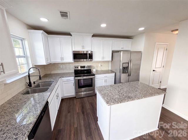 9833 Wardley Drive, Charlotte, NC 28215