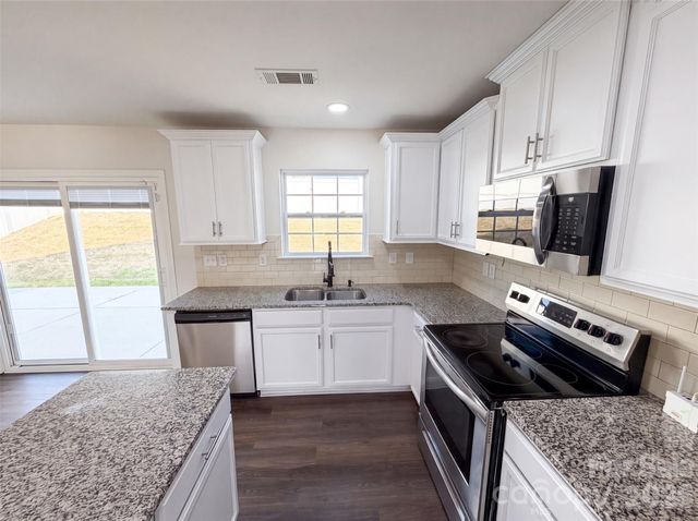 9833 Wardley Drive, Charlotte, NC 28215