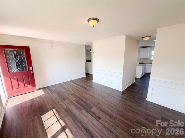 9833 Wardley Drive, Charlotte, NC 28215