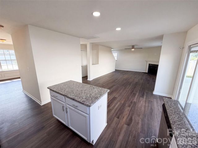 9833 Wardley Drive, Charlotte, NC 28215