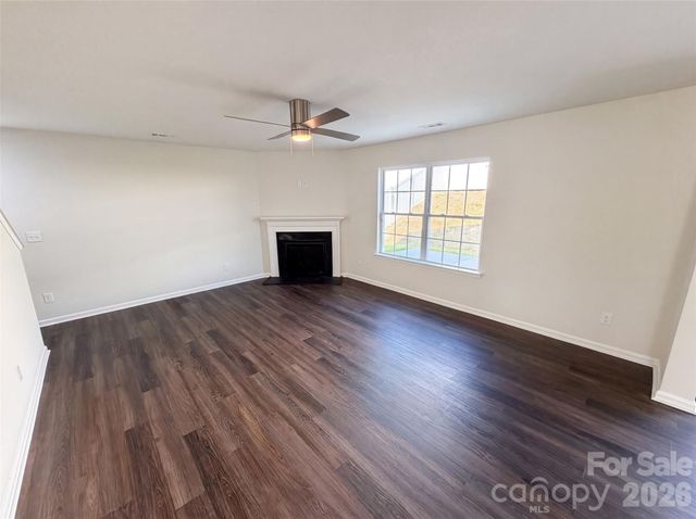 9833 Wardley Drive, Charlotte, NC 28215