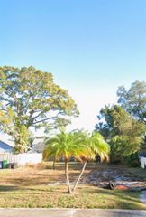 2725 N RIDGEWOOD AVENUE, Tampa, FL 33602