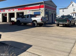 601 W BROAD ST, Gibbstown, NJ 08027