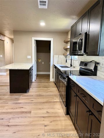 7199 Twin Oak, Kingston, OK 73439