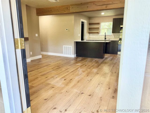 7199 Twin Oak, Kingston, OK 73439